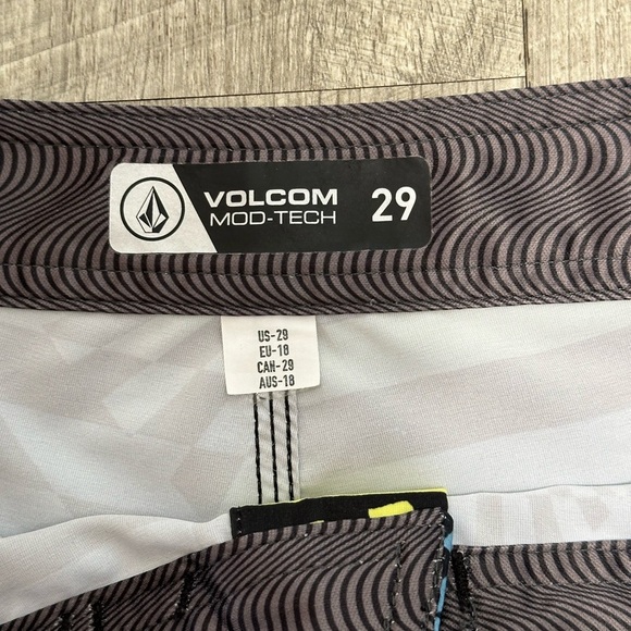 Mens Volcom 29 Small Swimwear Trunks Shorts Boardshorts Mod Tech Stripe EUC - Picture 8 of 9